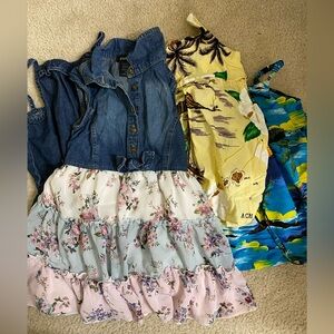 Vacation Bundle 4/5 T‎ Floral and Tropical Print Dresses